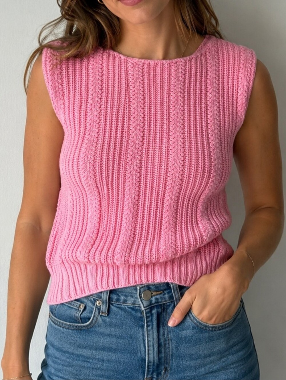 E.H Woods Women's‎ Vintage Sleeveless Knit Sweater Womens Small Medium Pink